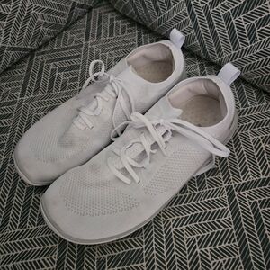 Women’s Lightweight White Knit Sneakers - Comfortable Everyday Sport Shoes